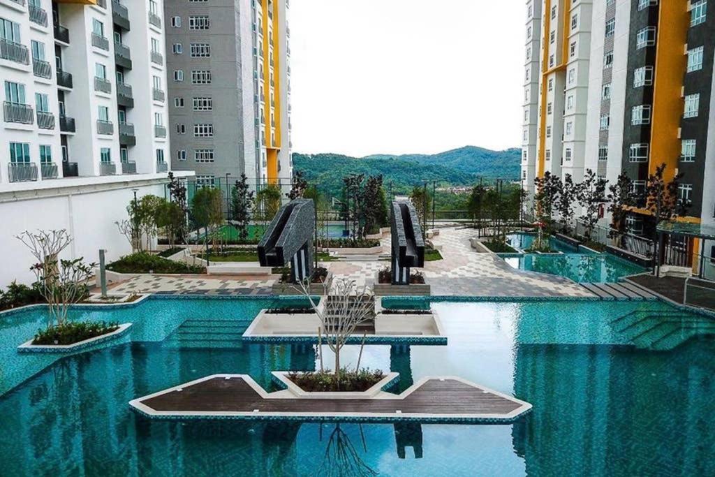 盛婷民宿a S&Thomez 2Bedrooms Mesamall Wifi Klia Usim Miu Inti Nu Nilai Eksteriør billede